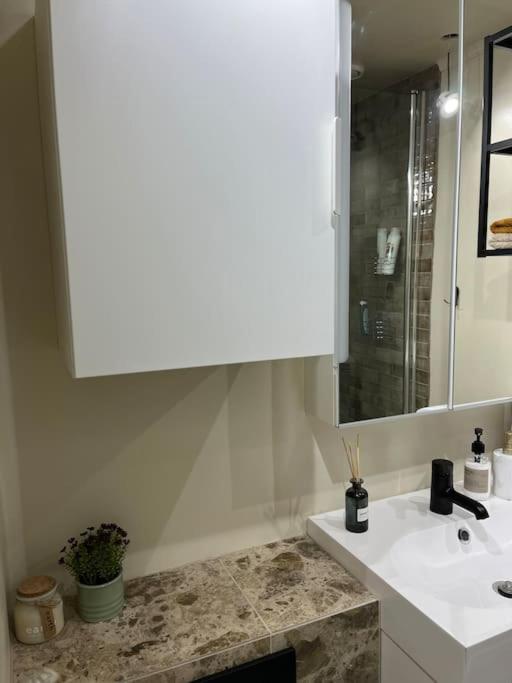 Charming 3 Bedroom Apartment Akureyri Ngoại thất bức ảnh