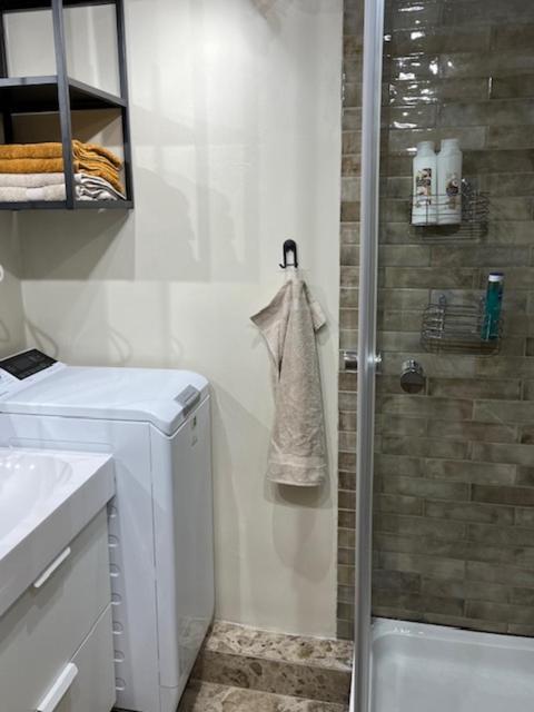 Charming 3 Bedroom Apartment Akureyri Ngoại thất bức ảnh